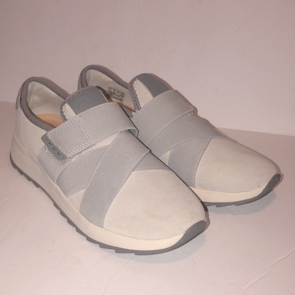 Clarks Women’s Leather Dash Lite Strap Sneakers - Picture 5 of 9